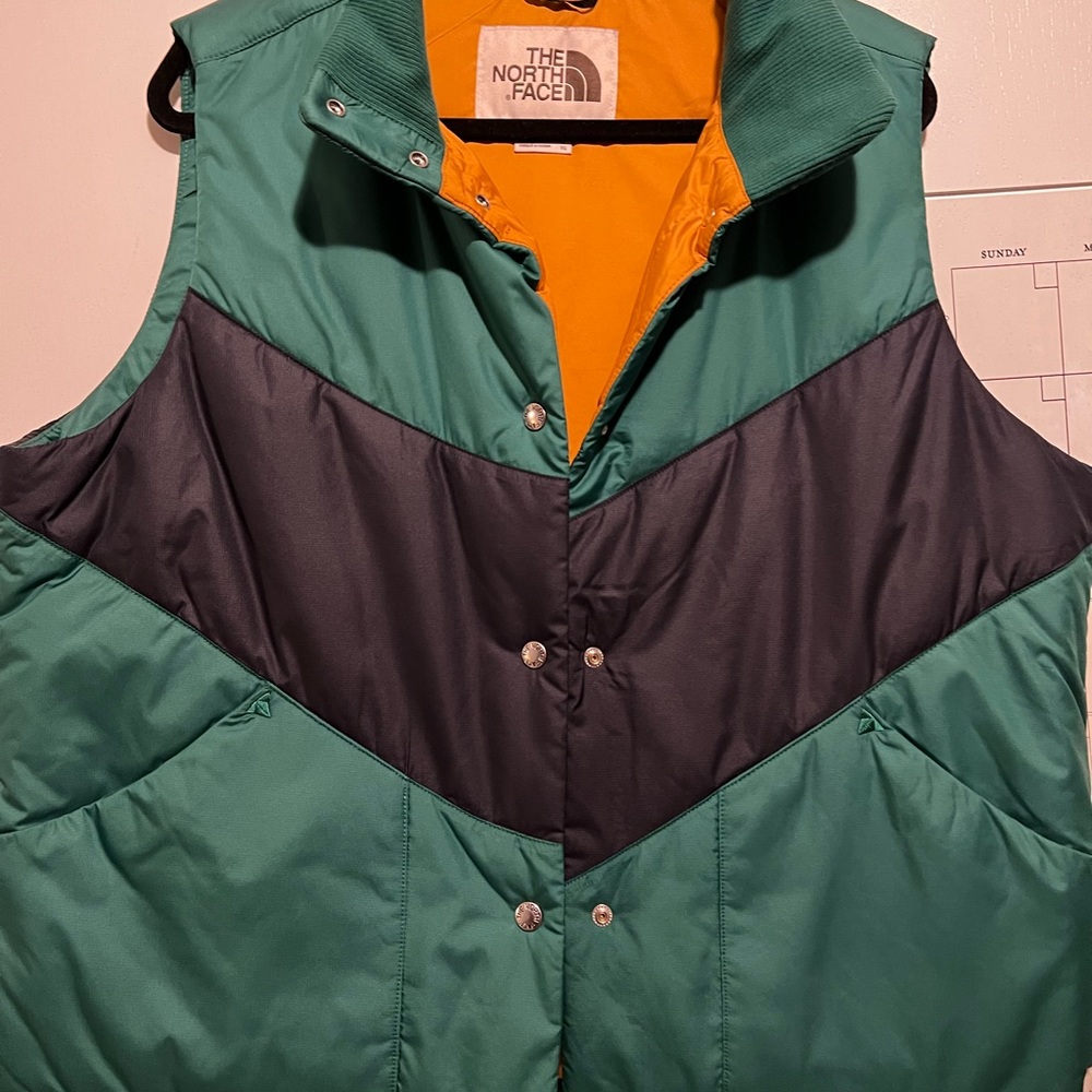 North face vest